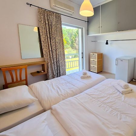 Glyfa Beach Hotel Вартоломьон Экстерьер фото