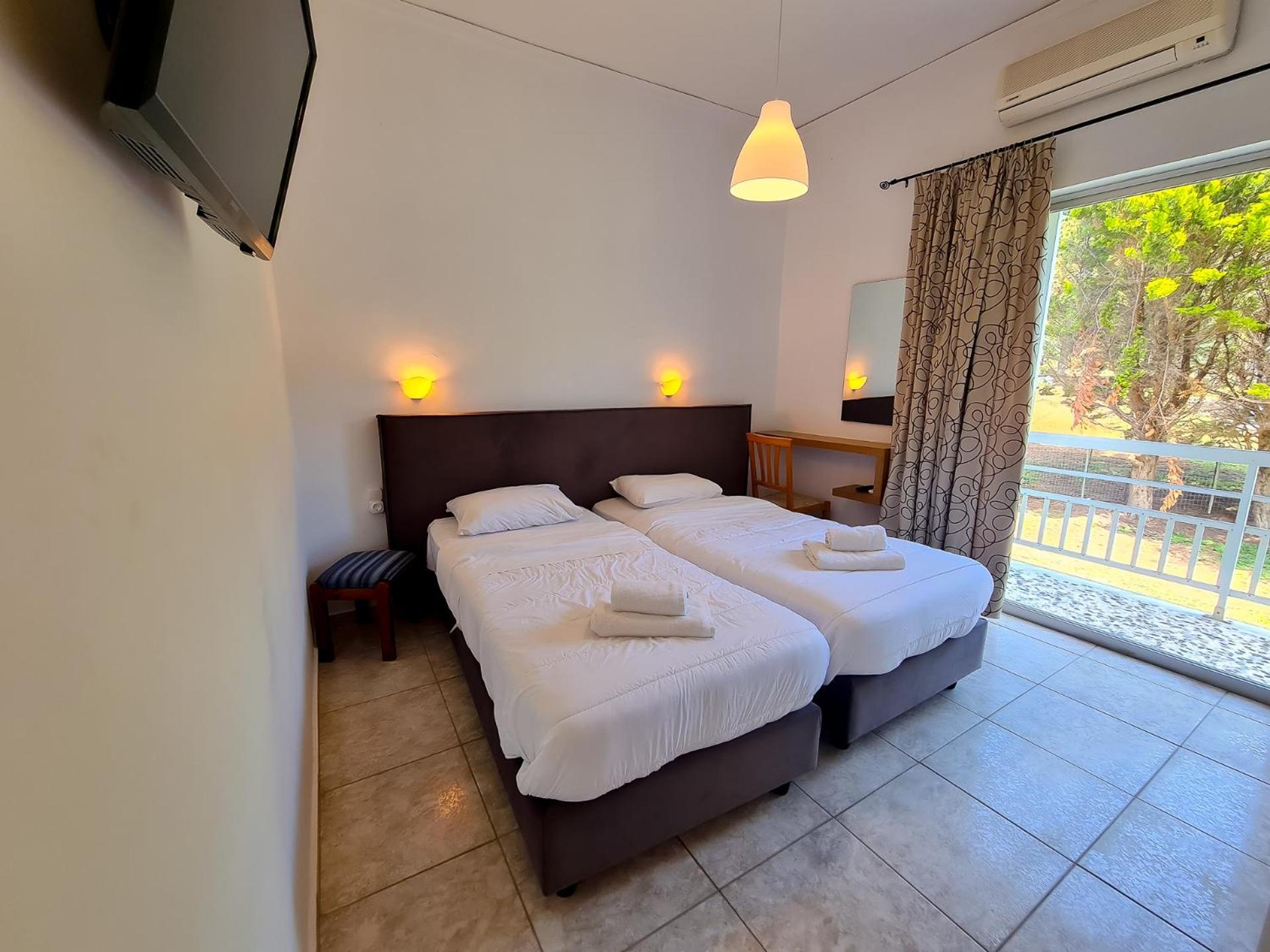 Glyfa Beach Hotel Вартоломьон Экстерьер фото
