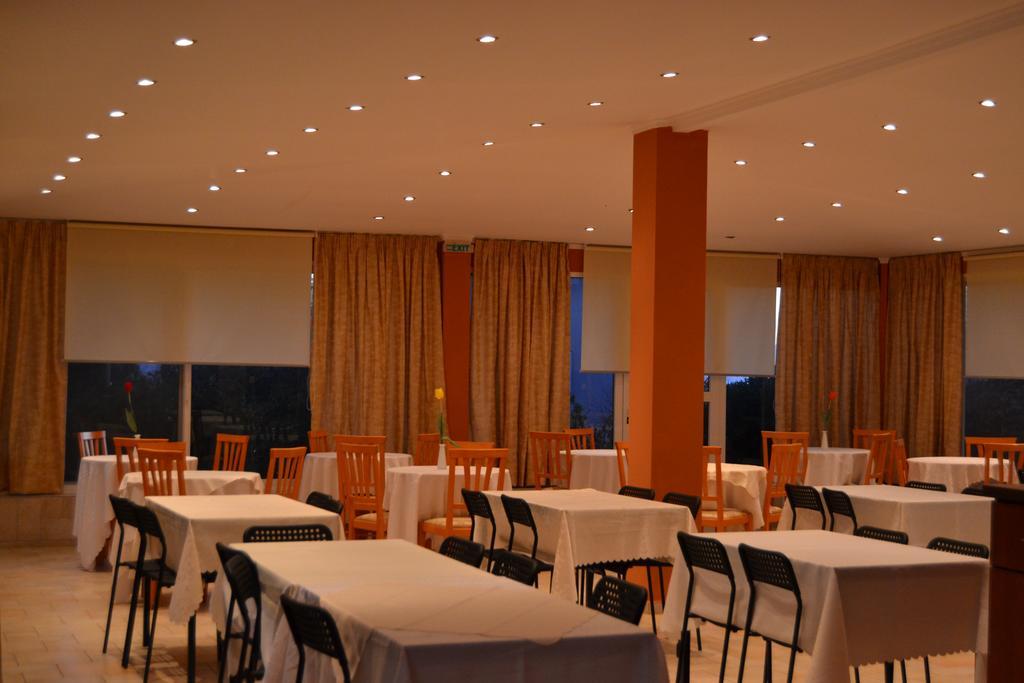 Glyfa Beach Hotel Вартоломьон Экстерьер фото